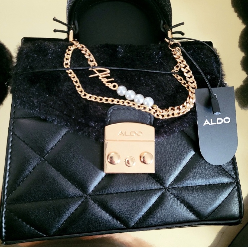 NIB ALDO Rossy Special Edition Heart Gift Set - Quilted Mini Bag & Accessories - Picture 5 of 6